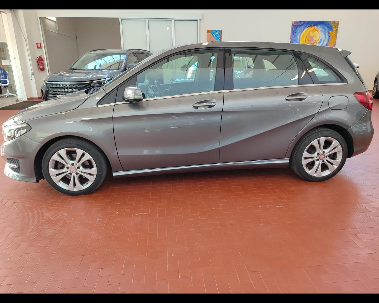 Mercedes-Benz Classe B (T246/242) - B 200 d Automatic Sport