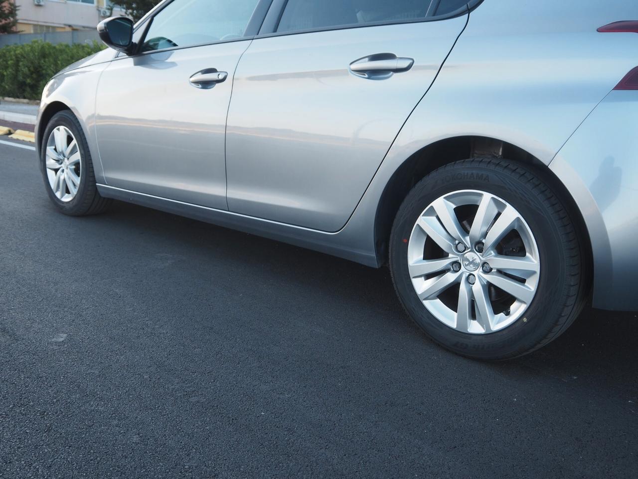 Peugeot 308 BlueHDi 130 S&S EAT8 Business