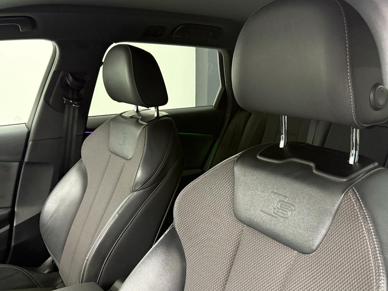 Audi A4 40 TDI MHEV quattro S line edition