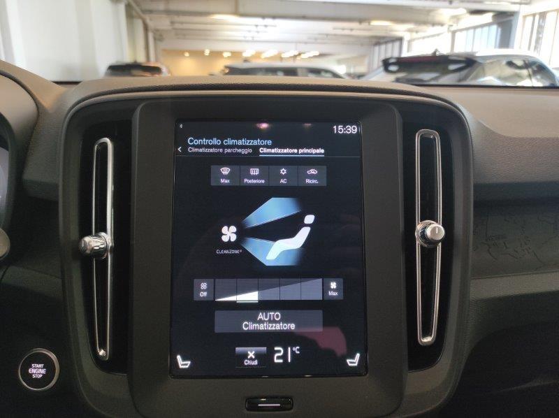 VOLVO XC40 (2017-->) - XC40 T2 automatico Essential