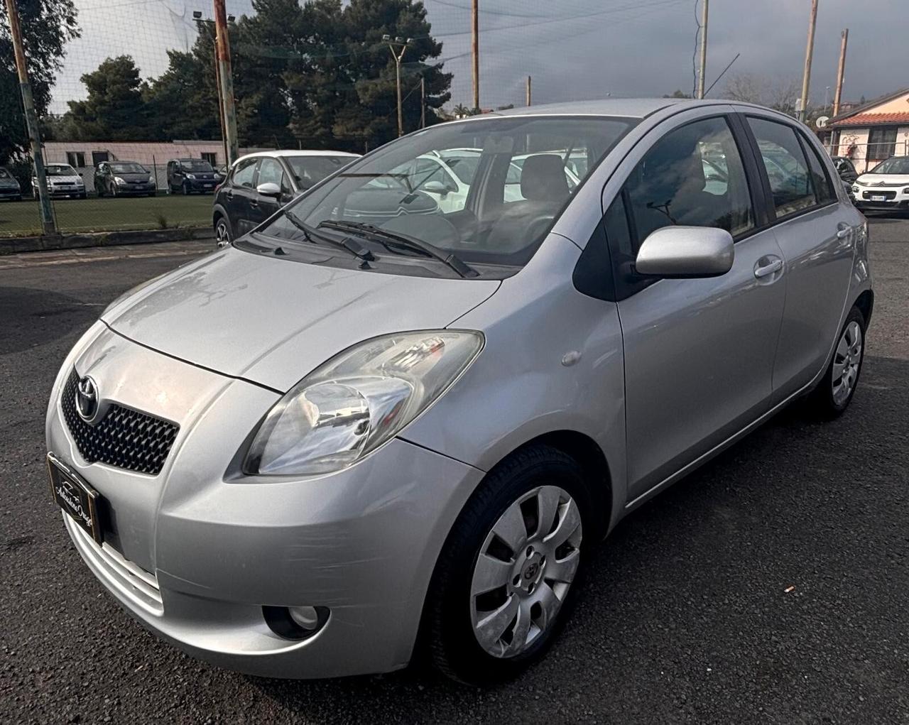 Toyota Yaris 1.3 5 porte