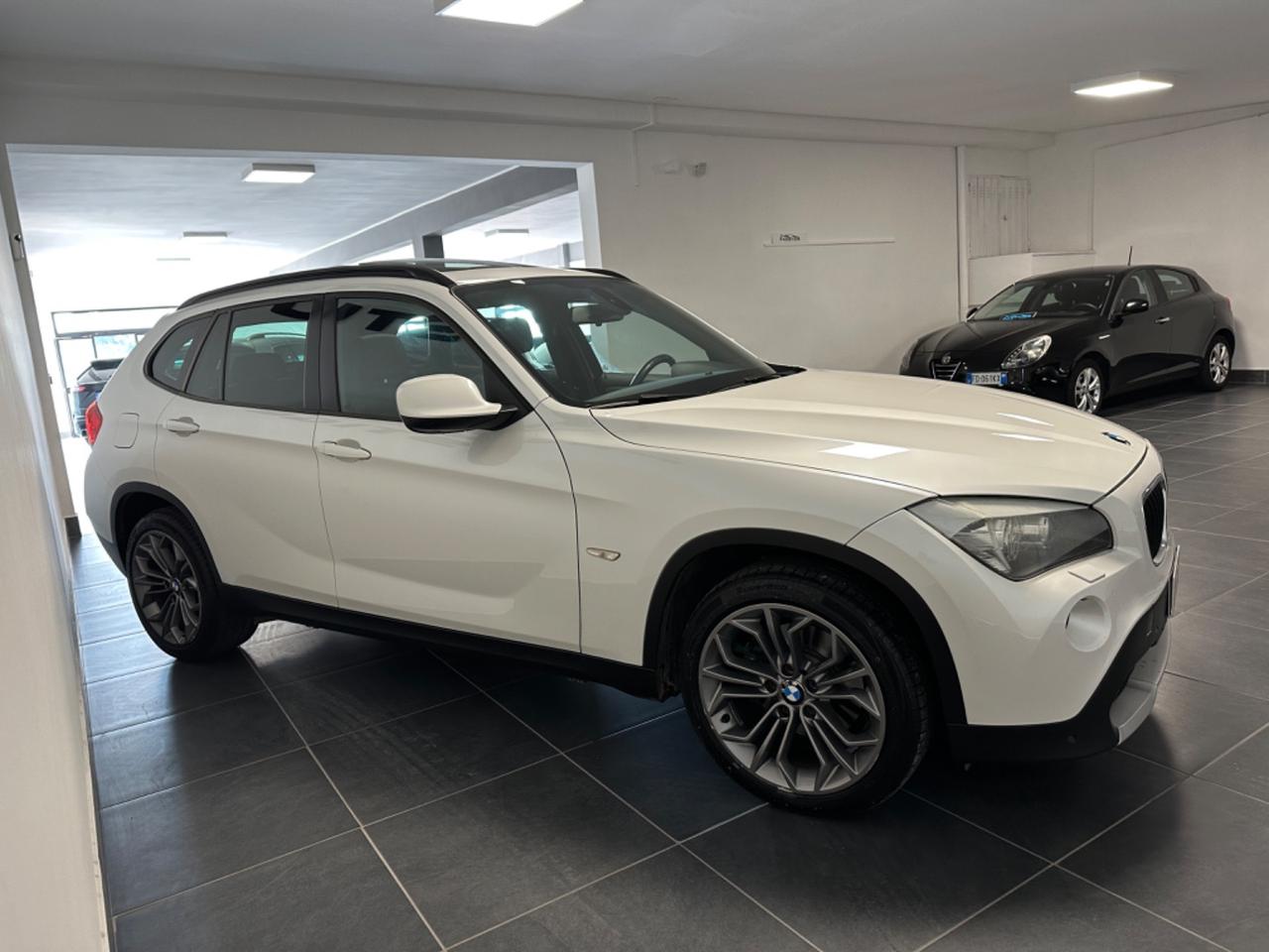 BMW X1 SDRIVE 143CV TETTO PELLE AUTOMATICA FULL