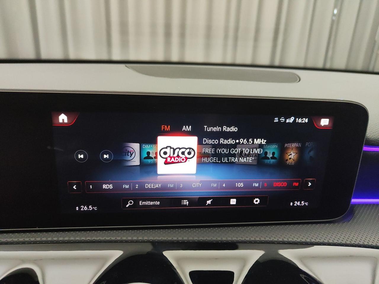 MERCEDES Classe A - W177 2018 A 180 D 116CV AMG LINE PREMIUM AUTO