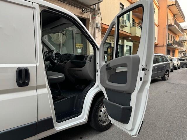 Citroen Jumper 2.2 HDI 120 cv in Garanzia -Furgone