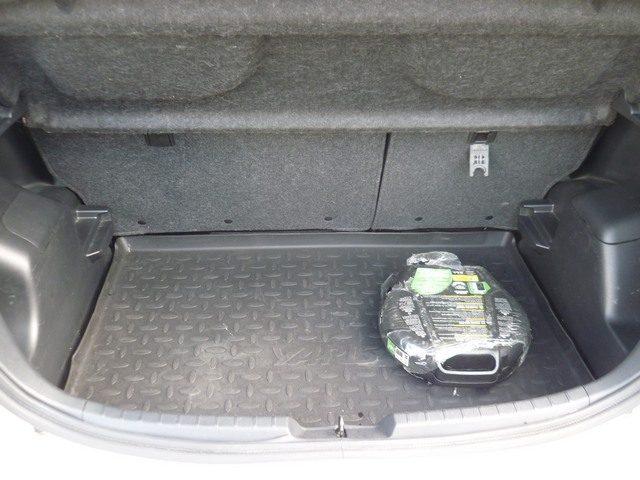 TOYOTA Yaris 1.3 5 porte Active Multidrive S