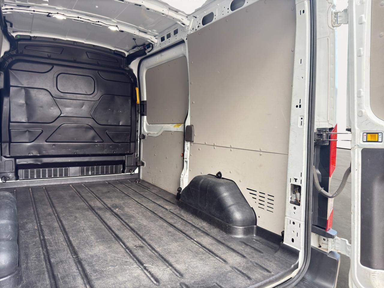 Ford Transit L2H2 2.0 EcoBlue MHEV 130 Cv - 2022