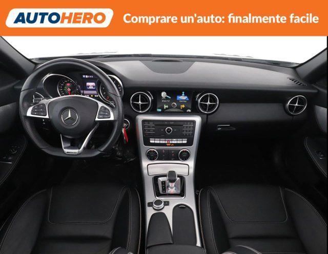 MERCEDES-BENZ SLC 300 Premium
