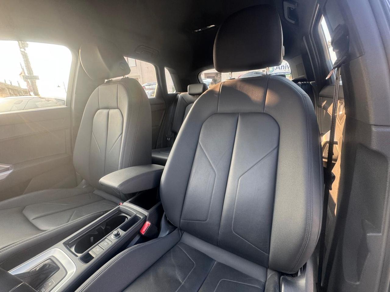 Audi Q3 35 TDI S tronic Business Advanced