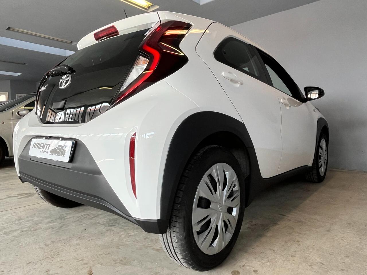 Toyota Aygo X 1.0cc ACTIVE 72cv-NESSUN VINCOLO FINANZ.