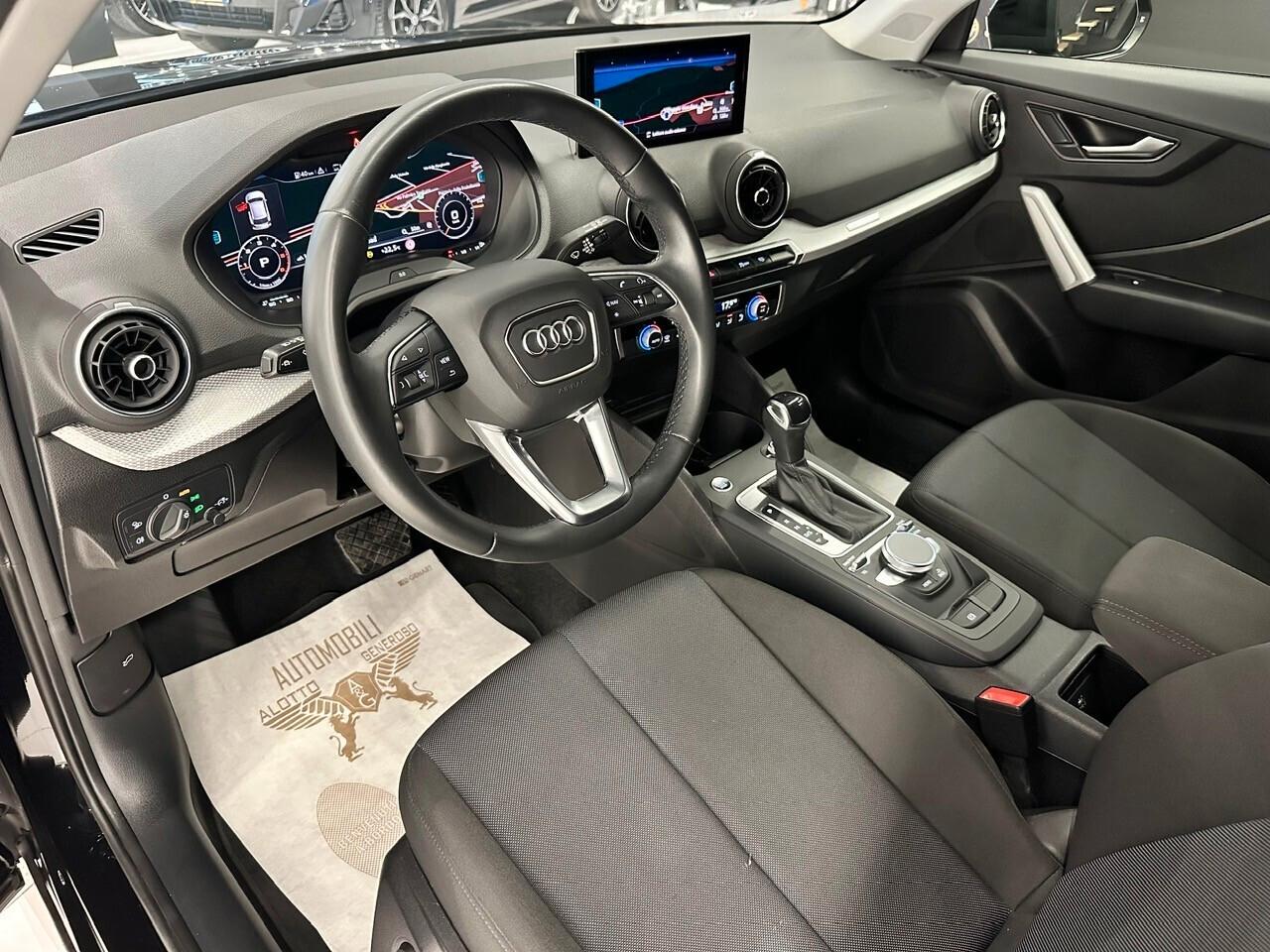 Audi Q2 2.0 116 CV S Tronic S line Matrix 2023