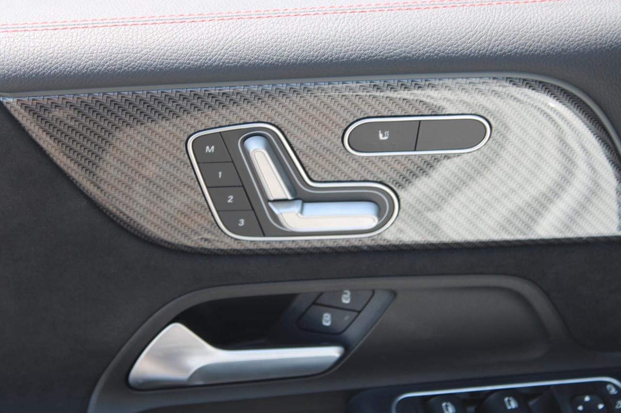 Mercedes-benz B Tua A SOLI 223€