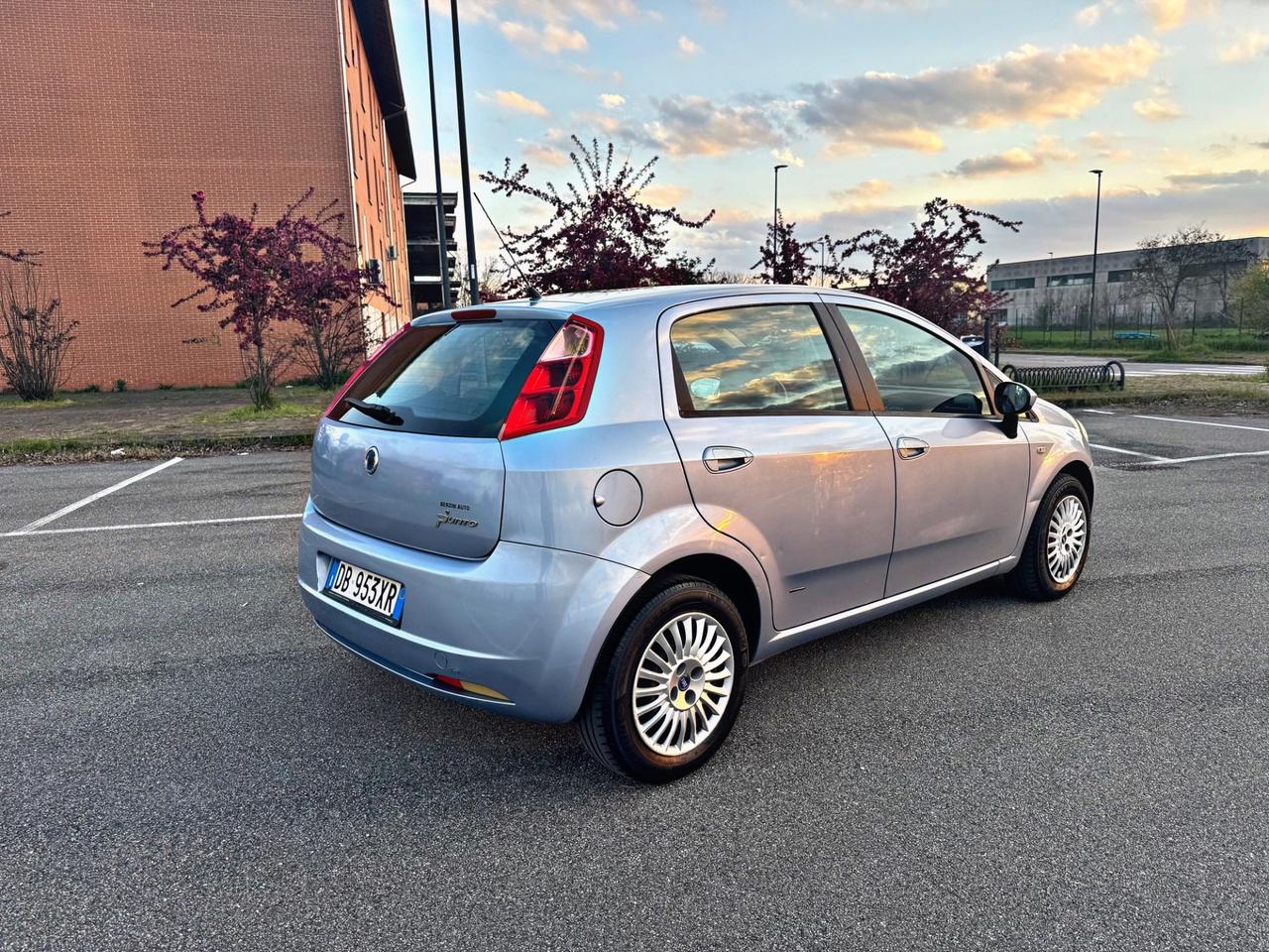 Fiat Grande Punto 1.4 Starjet 16V 5 porte Dynamic