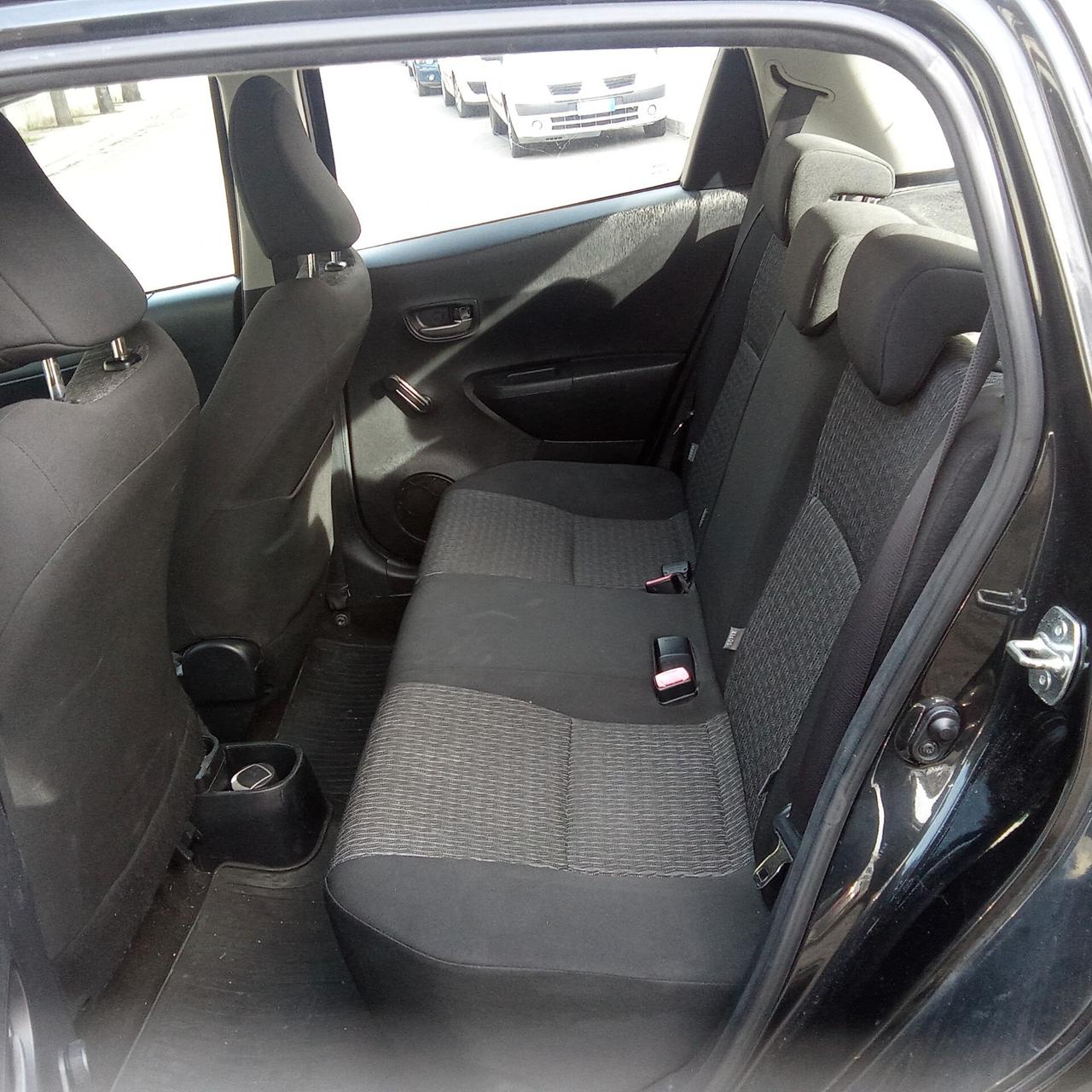 Toyota Yaris 1.3 5 porte Lounge