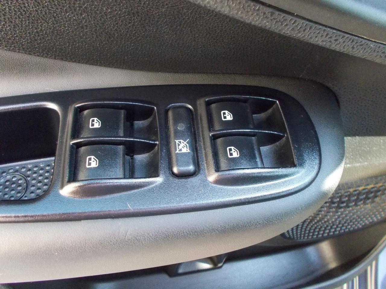 Fiat 500L 1.4 95 CV S&S Cross