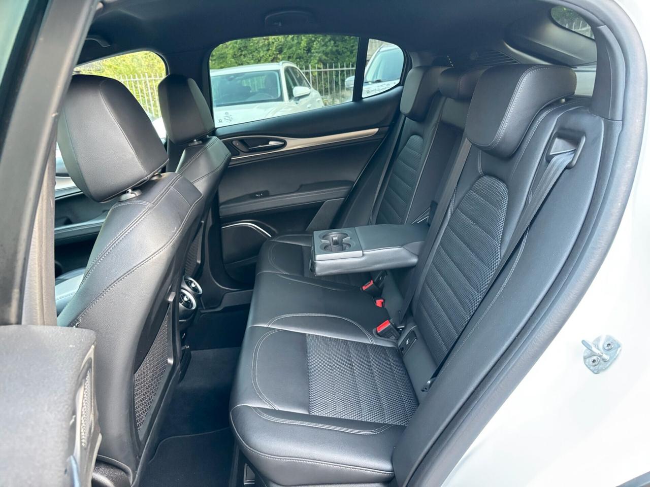 Alfa Romeo Stelvio 2.2 TD 190 CV AT8 Q4 VELOCE