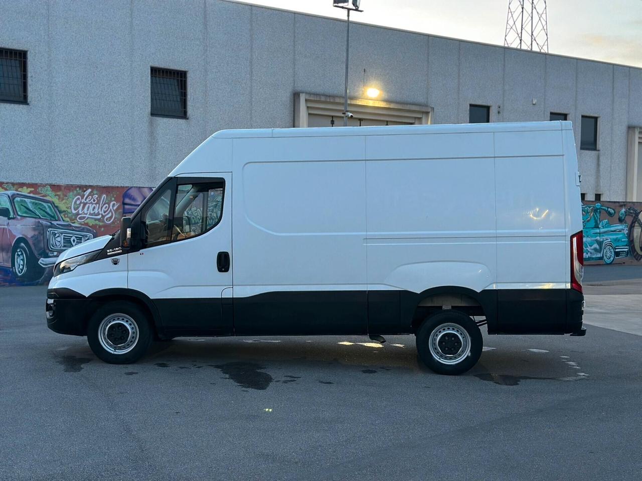IVECO DAILY ANNO 12/2017 SUPER PREZZO!