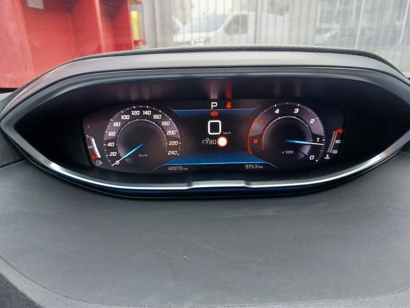 Peugeot 3008 II Allure Pack 1.5 Blue HDI Automatico Neopatentati