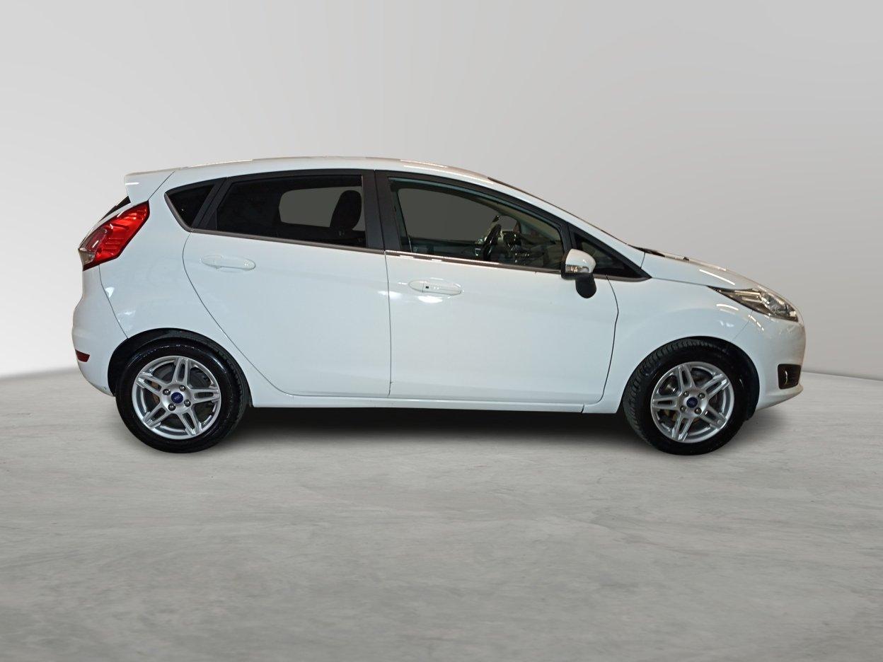 FORD Fiesta 6ª serie - Fiesta 1.5 TDCi 75CV 5 porte Titanium