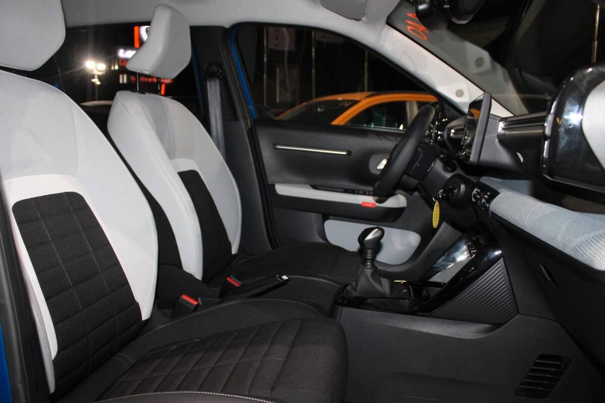 Citroen C3 1.2 turbo Max 100cv NEW MODEL Con TELECAMERA