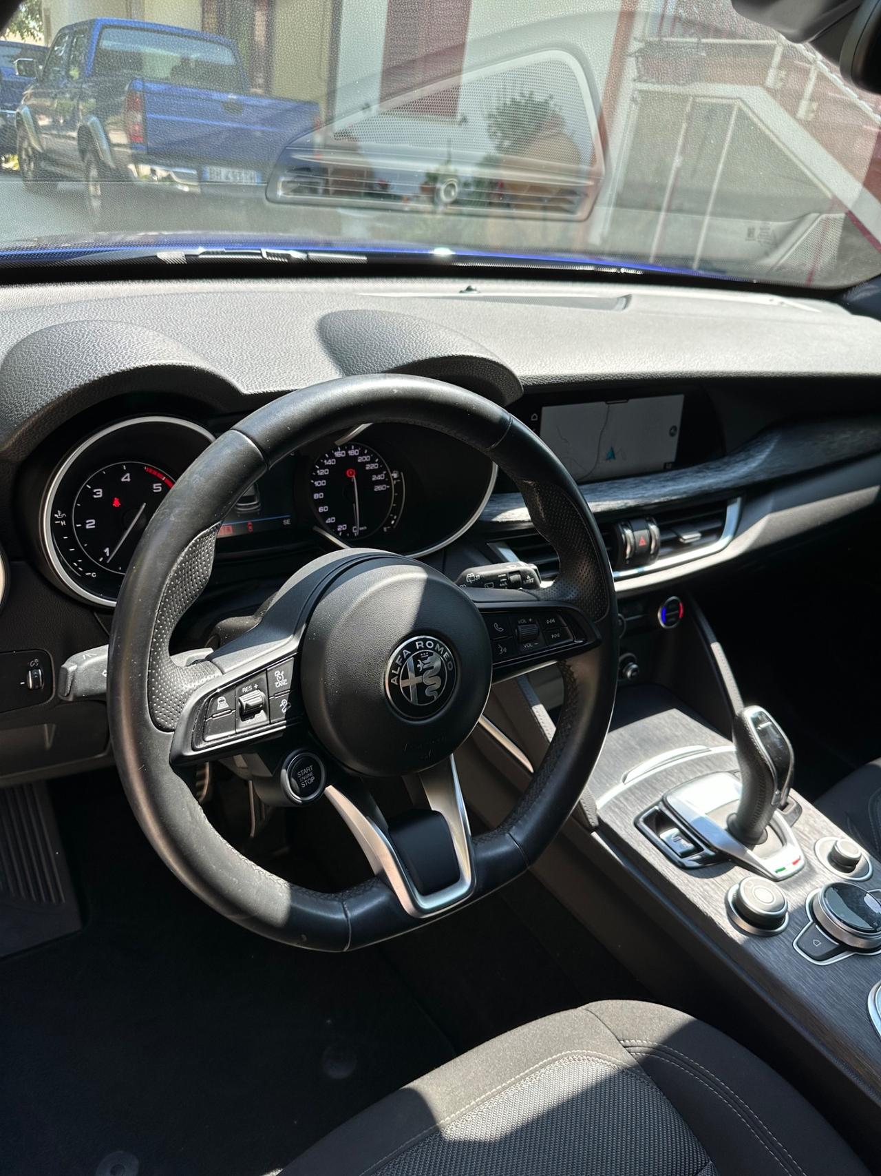 Alfa Romeo Stelvio 2.2 Turbodiesel 190 CV AT8 Q4 Business