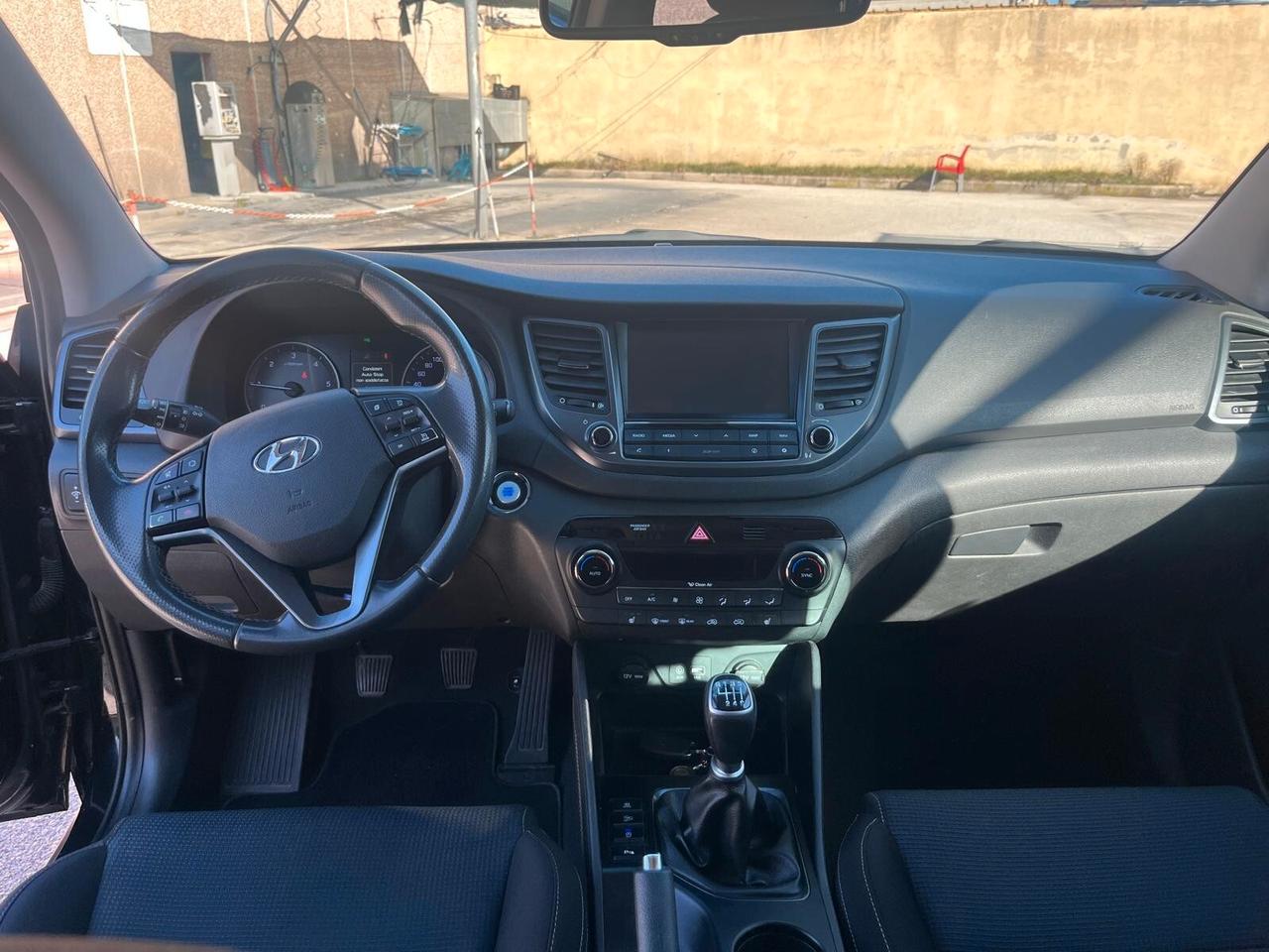 Hyundai Tucson 1.7 CRDi Sound Edition