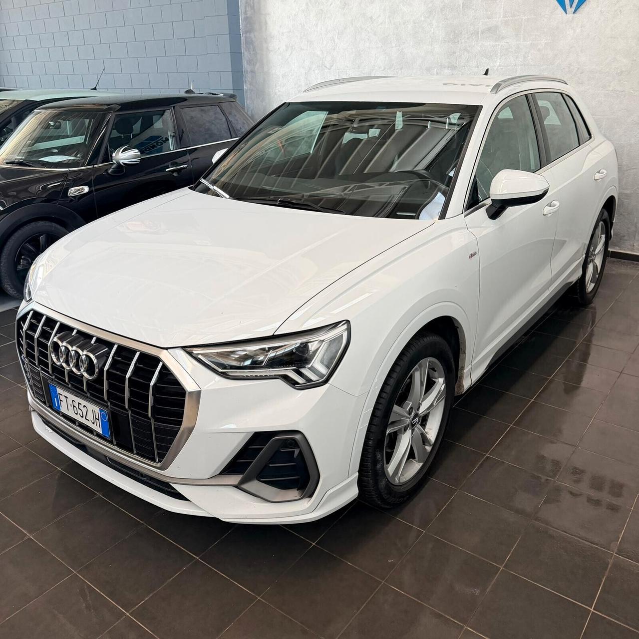 Audi Q3 35 TDI S TRONIC S line edition +VIRTUAL + FULL LED MATRIX+CERCHI 19'