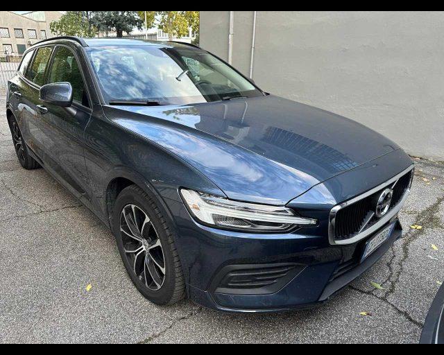 VOLVO V60 B3 Geartronic Momentum Business