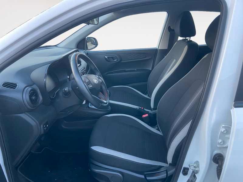 HYUNDAI i10 1.0 Login AuToM.