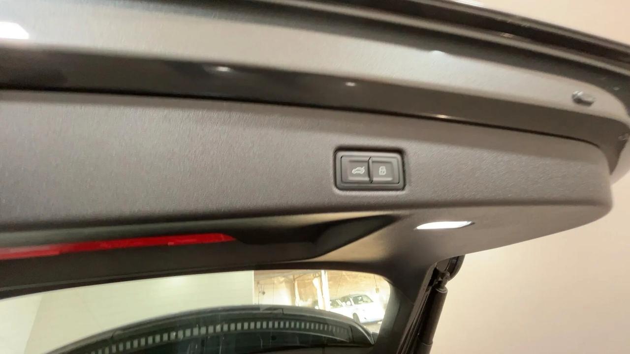 Audi Q5 TDI 150 kW mHEV+ S tronic quattro line edition KM0