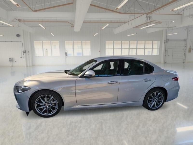 ALFA ROMEO GIULIA SPRINT 2.2 TURBO DIESEL 160 CV BUSINESS AT8 4 PORTE BERLINA