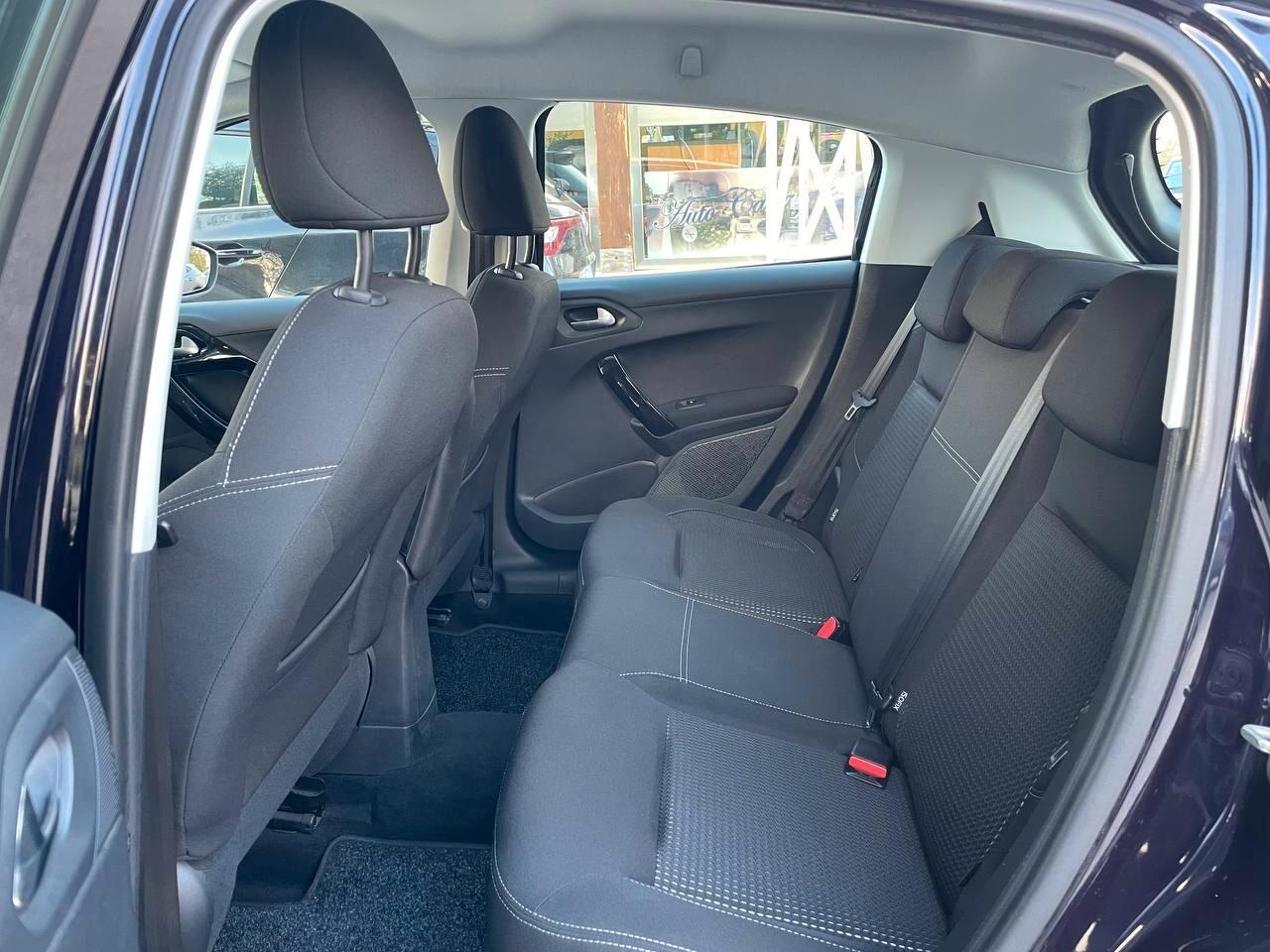 PEUGEOT 208 1.6 HDI - 2017