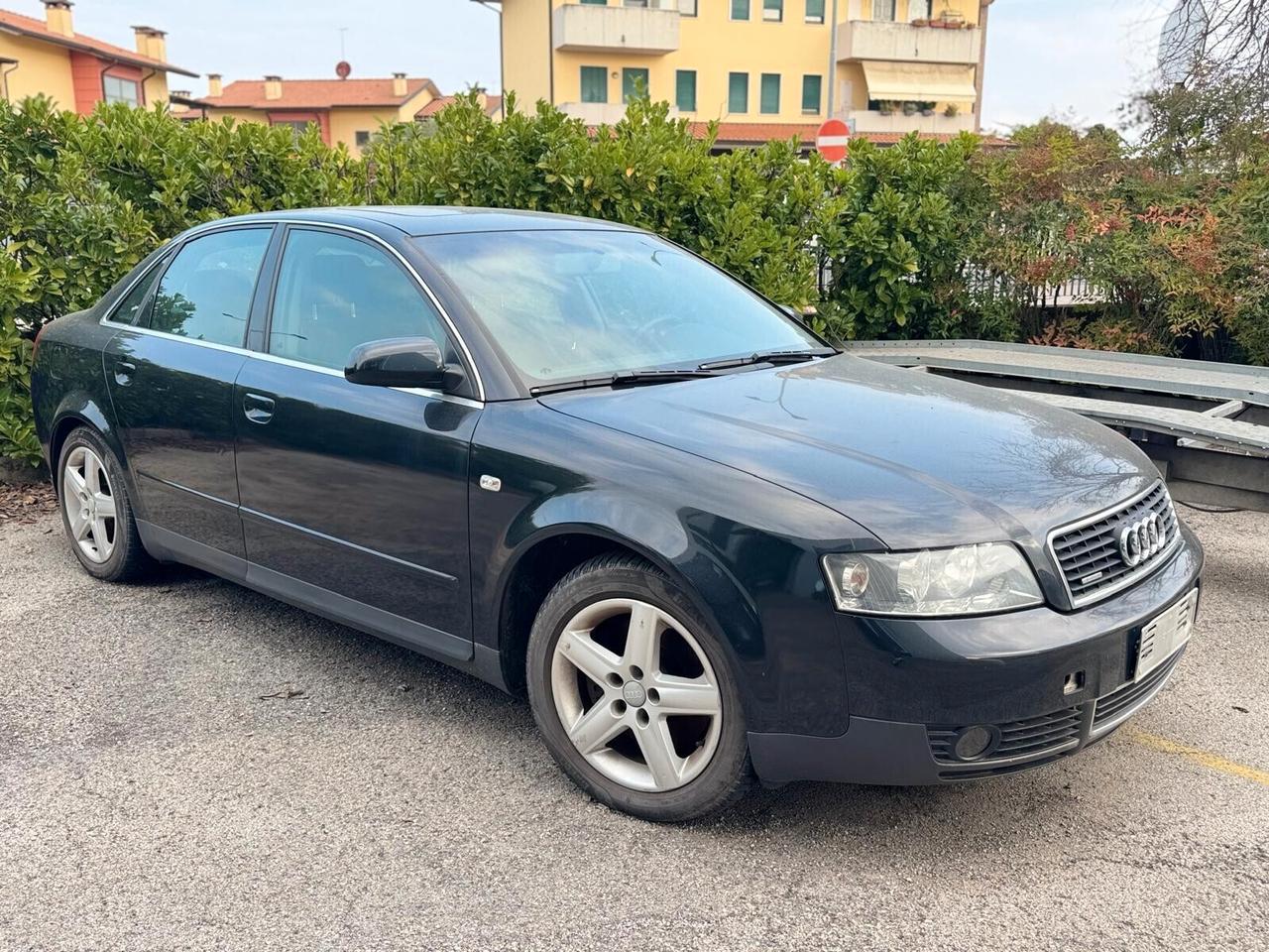 Audi A4 2.5 V6 TDI/180 CV cat quattro
