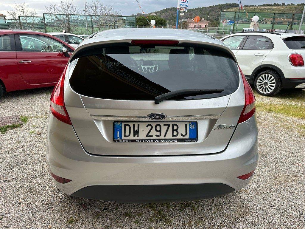 FORD Fiesta 1.2 5 porte Bz.- GPL Titanium