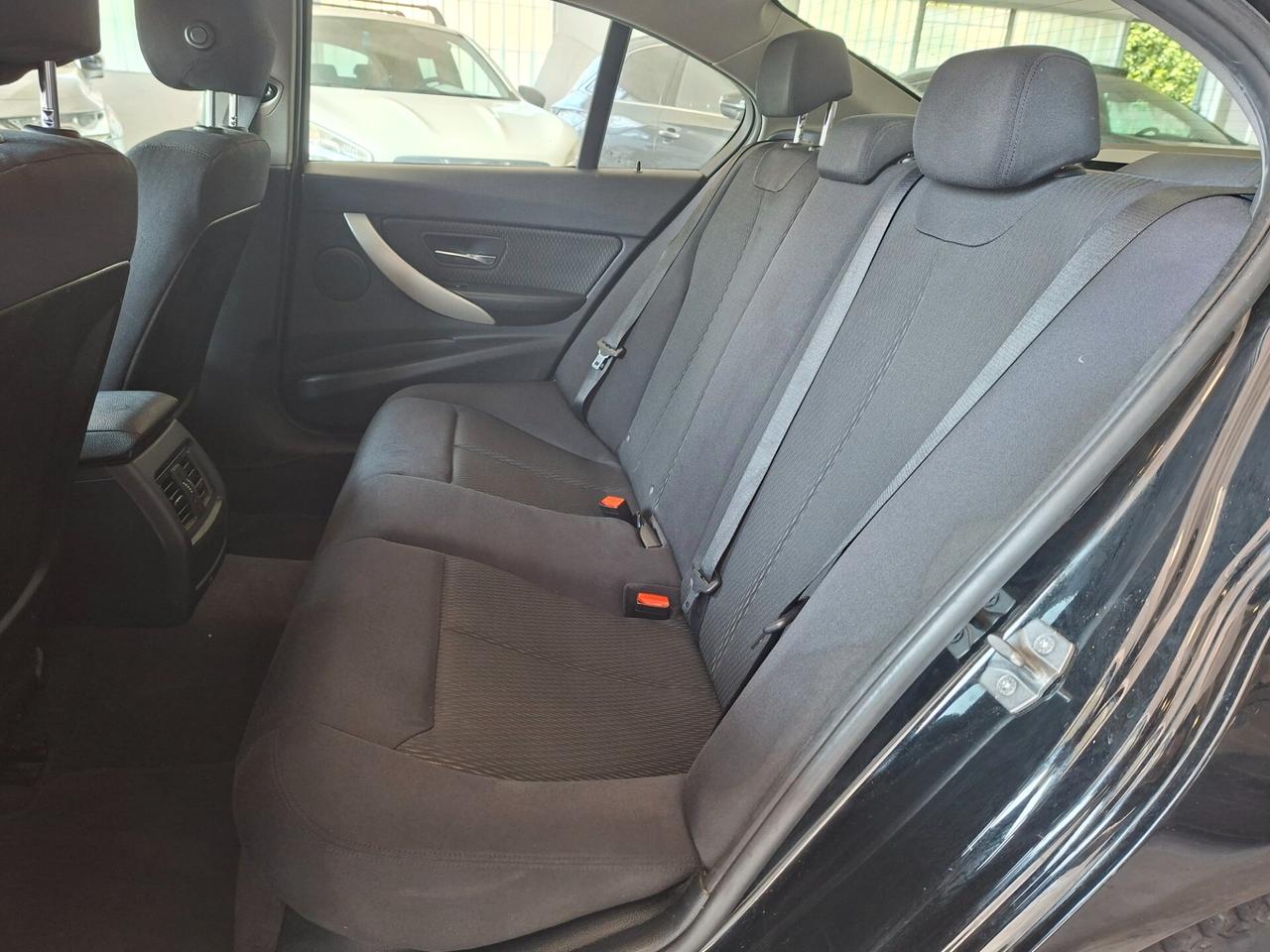 Bmw 320 320d Efficient Dynamics Luxury