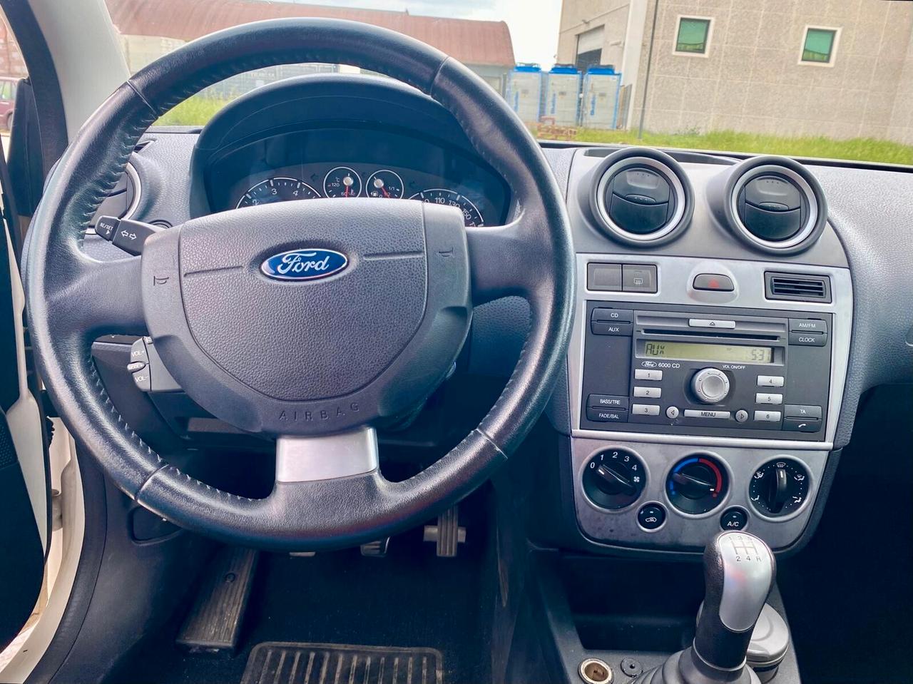 Ford Fiesta 1.4 16V 80 CV 5p. Ghia