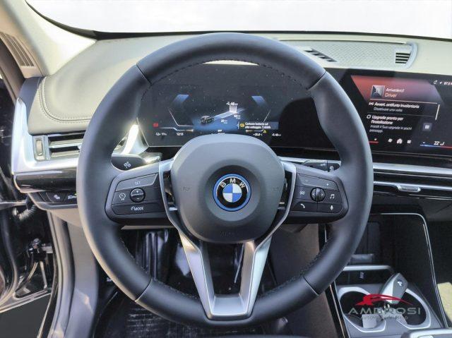 BMW iX1 eDrive20-Special Edition xLine Premium Package