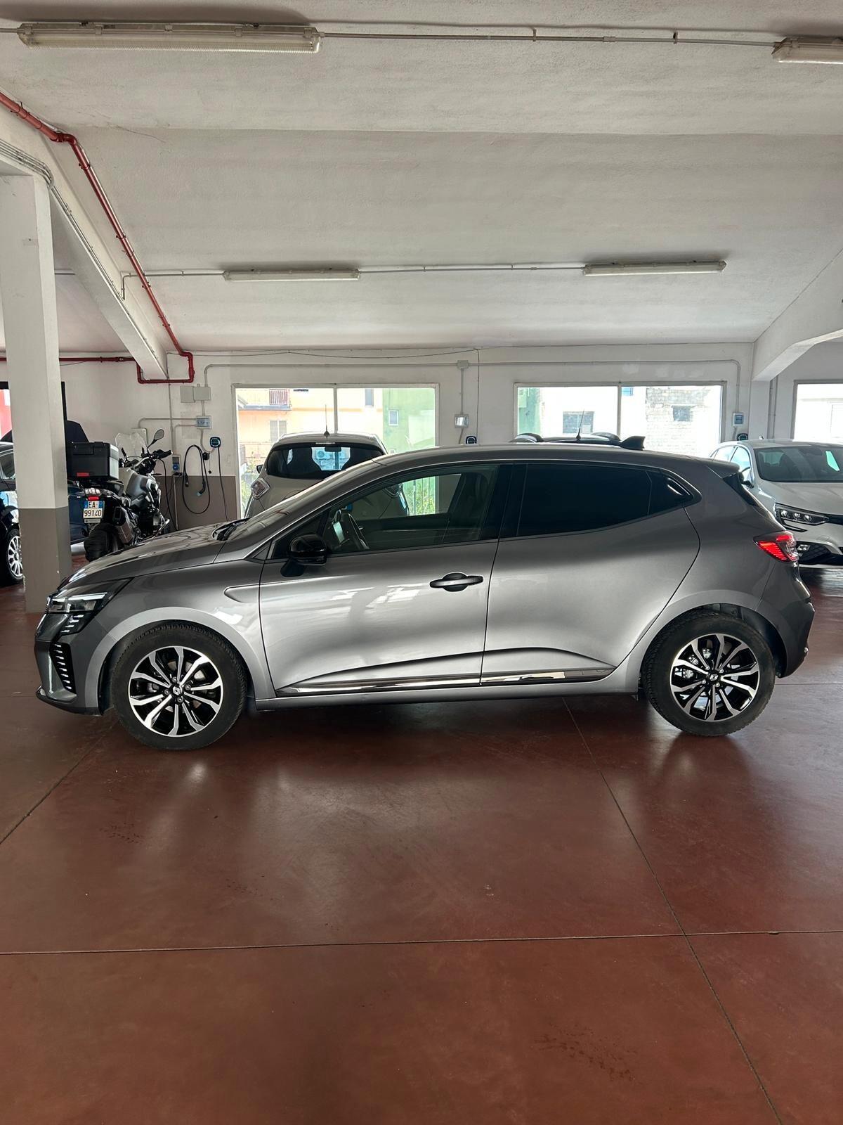 Renault Clio TCe 90 CV 5 porte Techno