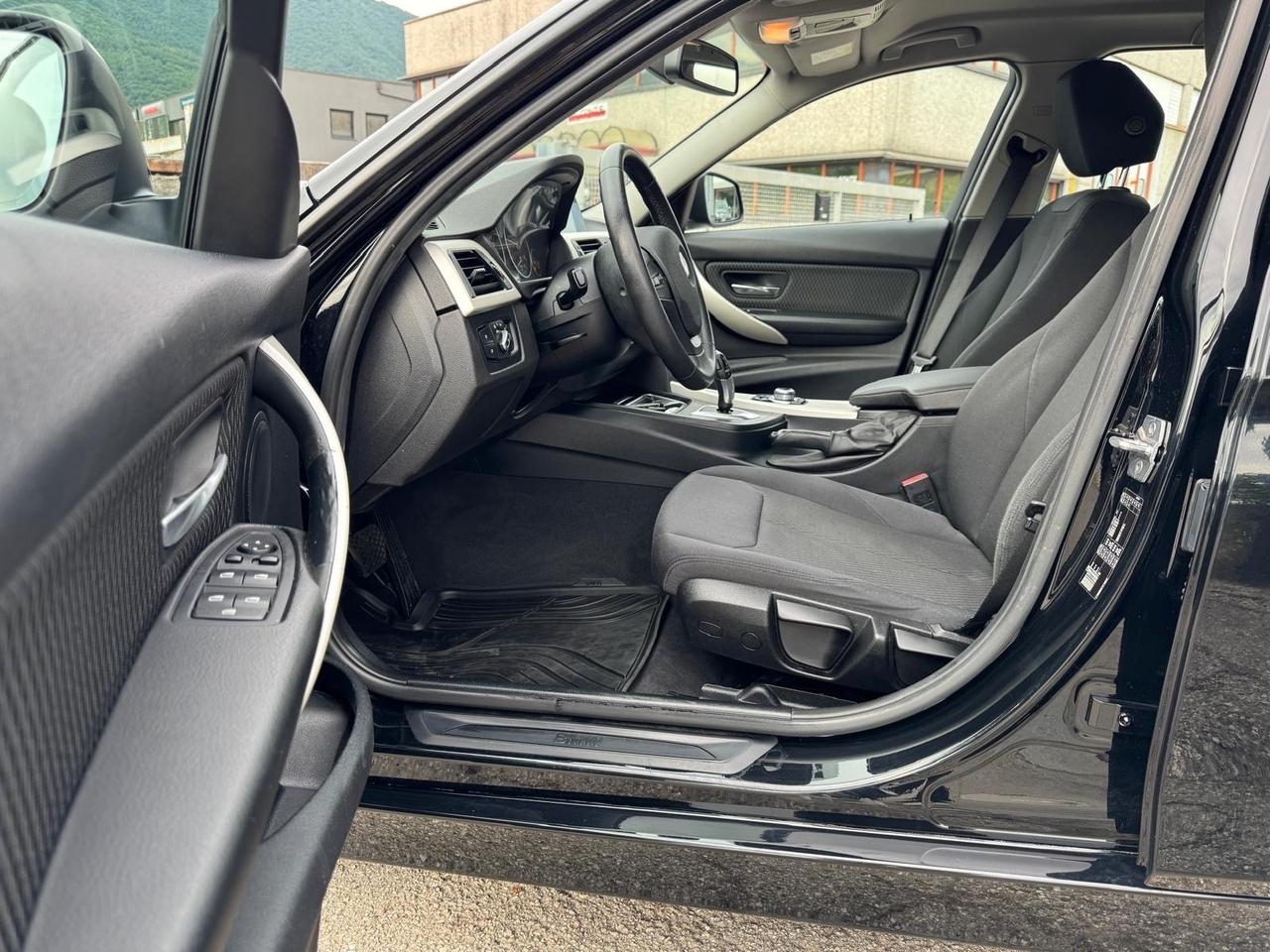 BMW 316d Touring 116CV OK NEO PATENTATI 2015