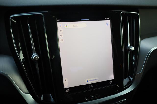 VOLVO V60 NON MARCIANTE B3 automatico Essential PREZZO NETTO