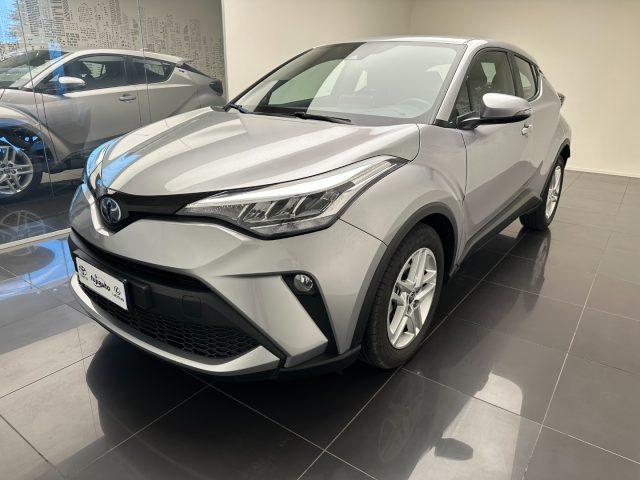 TOYOTA C-HR 1.8 Hybrid E-CVT Business