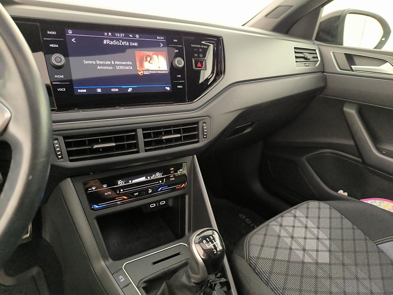 Volkswagen Taigo 1.0 tsi r-line 110cv