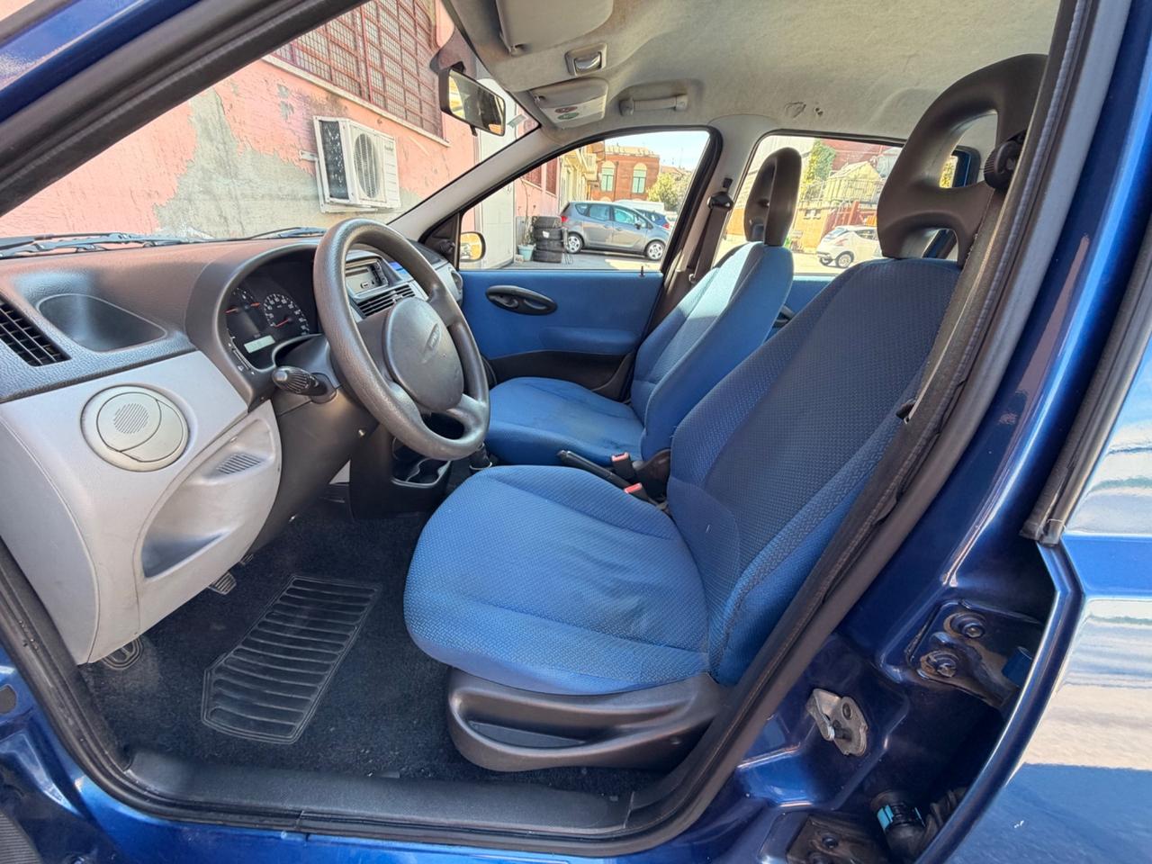 Fiat Punto 1.2i Benz cat 5 porte