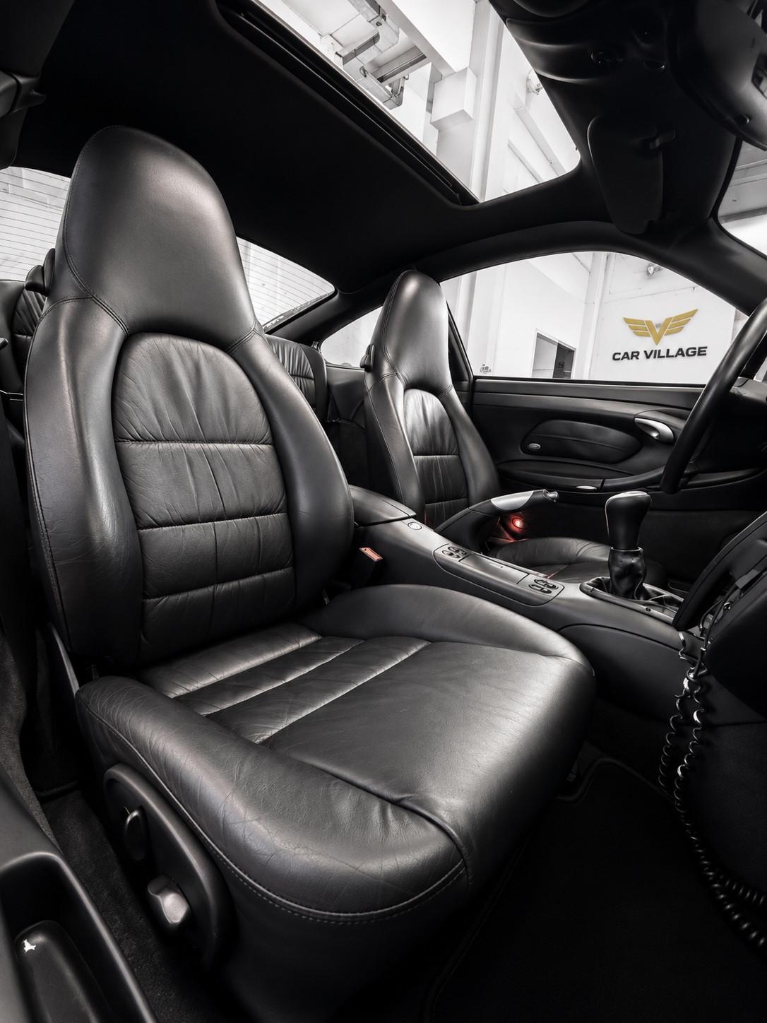 Porsche 911 Carrera cat