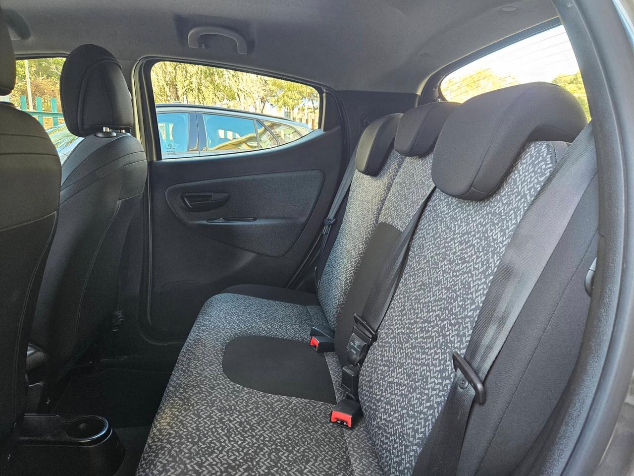 Lancia Ypsilon 1.0 FireFly 5 porte S&S Hybrid Gold