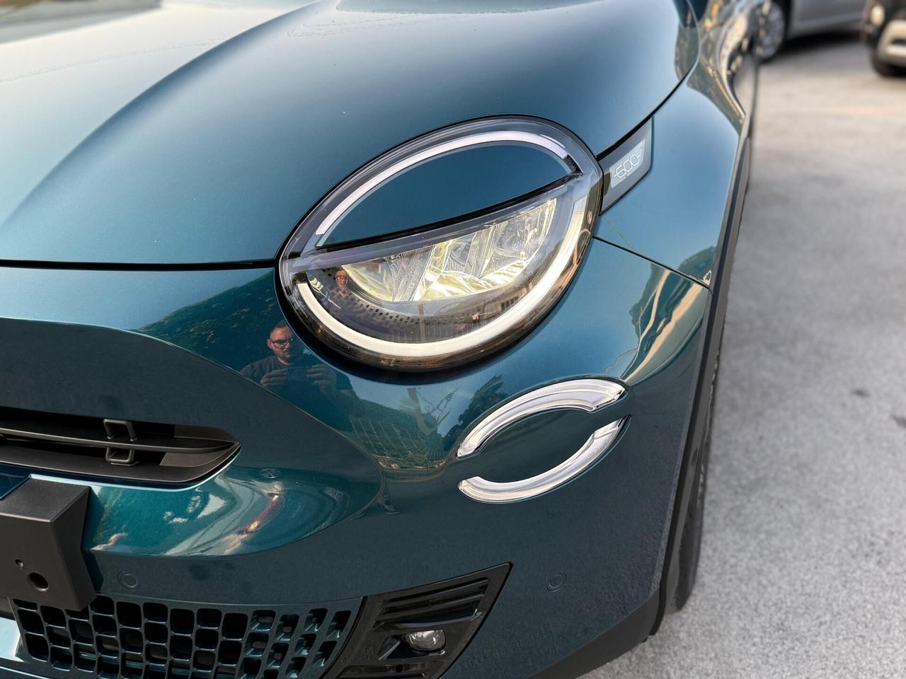 Fiat 600 Hybrid 100 CV DCT MHEV La Prima