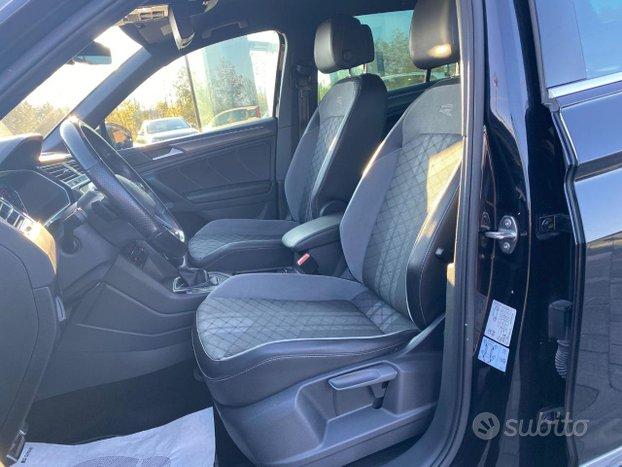 VOLKSWAGEN Tiguan 2.0 TDI 150 CV DSG R-Line + MA