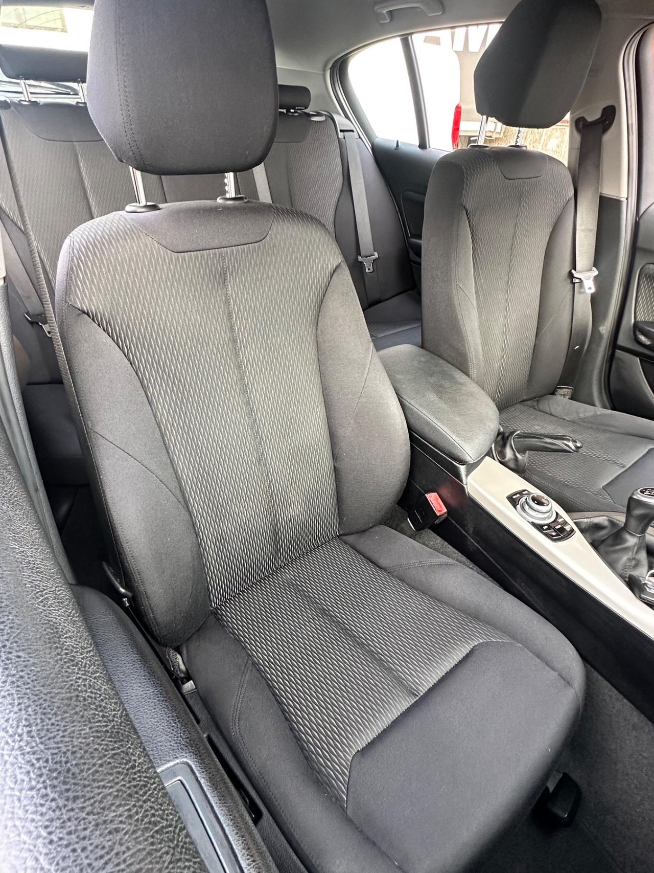 Bmw 118 118d 5p. Unique