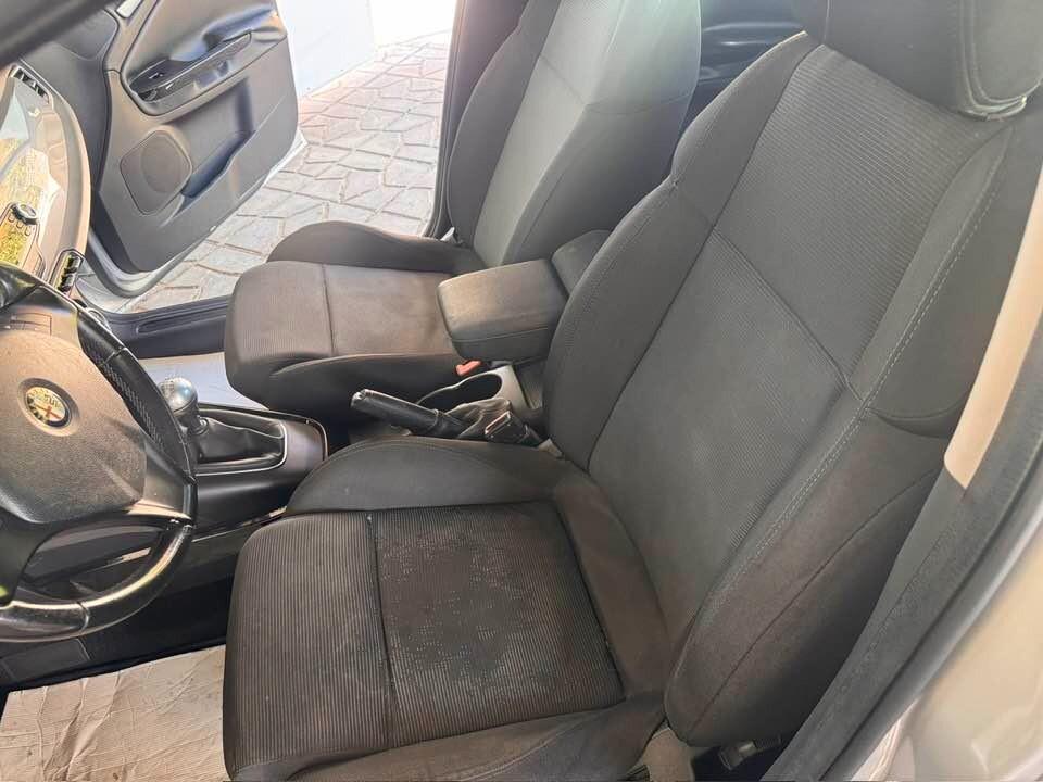 Alfa Romeo Giulietta 1.6 JTDm-2 105 CV Distinctive