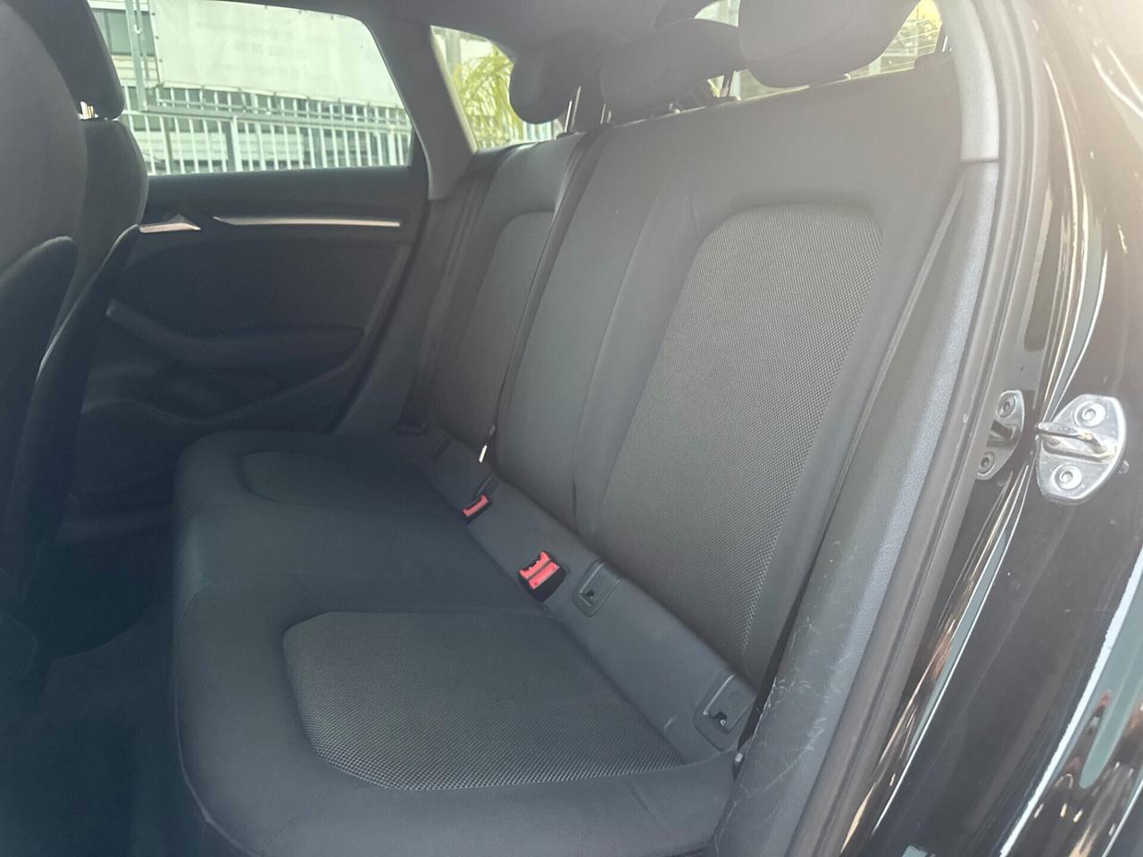 Audi A3 Sportback 1.6 TDI 110CV Sport LED NAV