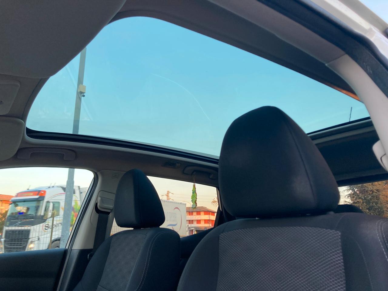 Nissan Qashqai II 1.6 dci N-Connecta 2wd 130cv xtronic